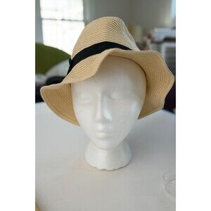 August Beach Hat Panama Paper‎